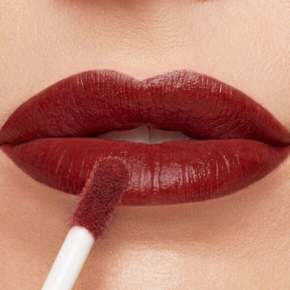 Red Noir Limited-Edition† Mary Kay® Matte Liquid Lipstick - Picture 2 of 3